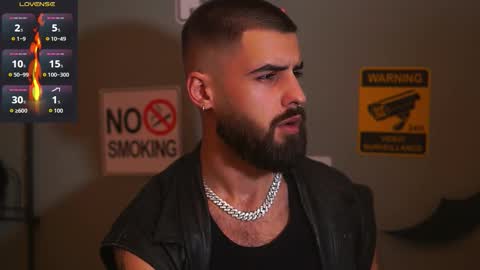 Snapshot of hairyrobxxx chatting on December 2025 07:45:02 PM HairyRobXxX online show from December 2025 07:45:02 PM