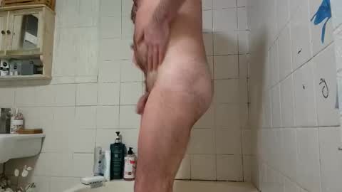 hakfin666 online show from December 2025 06:31:01 AM