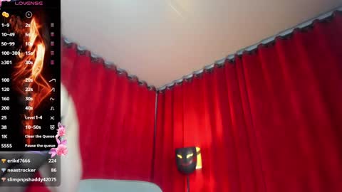 Haku Please help me with your thumbs up its important  online show from December 2024 07:45:02 PM