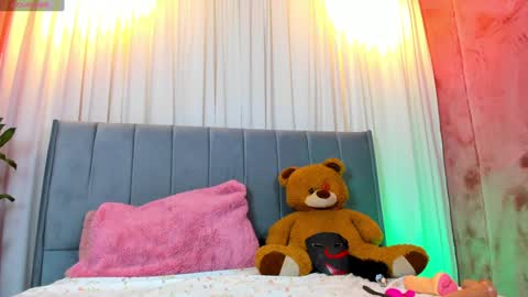 Haku Please help me with your thumbs up its important  online show from January 2025 05:51:02 PM