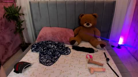 Haku Please help me with your thumbs up its important  online show from January 2025 04:12:02 PM