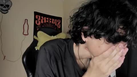 Snapshot of halan_jr chatting on December 2025 11:13:02 PM halan online show from December 2025 11:13:02 PM