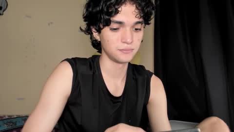 Snapshot of halan_jr chatting on March 2026 06:43:01 PM halan online show from March 2026 06:43:01 PM