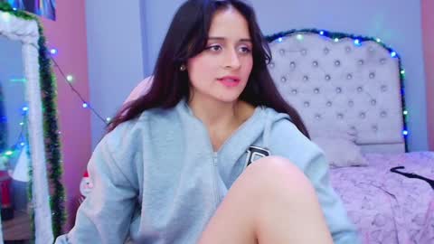 haleyreyes online show from December 2024 02:19:01 AM