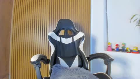 Anahis online show from September 2025 03:08:02 AM