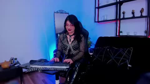 halley_ravenn online show from July 2026 09:08:02 PM