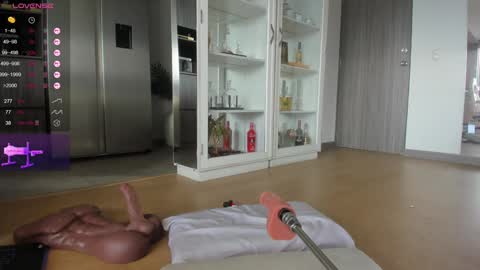 insta Laupalacio777Next stream 01th December online show from December 2025 07:23:02 PM