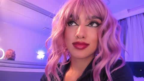 Snapshot of hallsred_rh chatting on December 2024 12:19:02 AM Halls Red online show from December 2024 12:19:02 AM