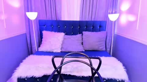 Snapshot of hallsred_rh chatting on December 2024 09:49:02 PM Halls Red online show from December 2024 09:49:02 PM