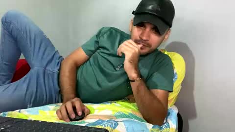 hamiltong12 online show from November 2025 07:51:02 PM