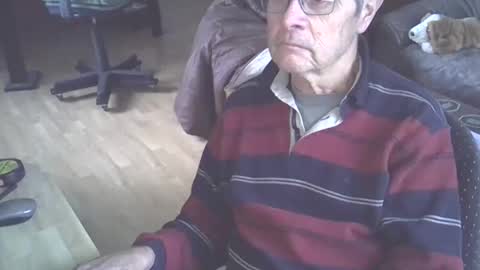 Snapshot of hamto65 chatting on December 2024 02:17:01 PM Prefer men 80 online show from December 2024 02:17:01 PM