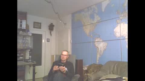 Snapshot of hamto65 chatting on March 2025 08:42:02 PM Prefer men 80 online show from March 2025 08:42:02 PM