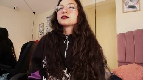 Snapshot of hanabie_ chatting on April 2026 03:12:01 AM hanabie_ online show from April 2026 03:12:01 AM