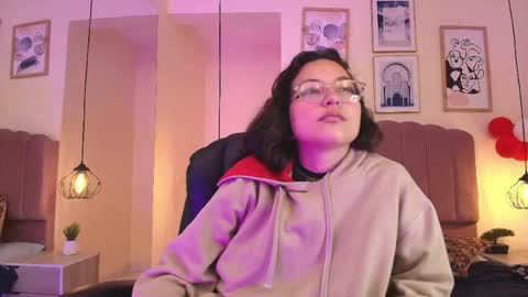 Snapshot of hanabie_ chatting on April 2026 03:21:01 AM hanabie_ online show from April 2026 03:21:01 AM