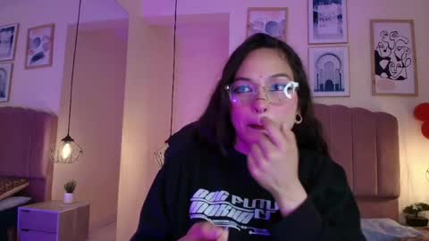 Snapshot of hanabie_ chatting on April 2026 03:09:02 AM hanabie_ online show from April 2026 03:09:02 AM