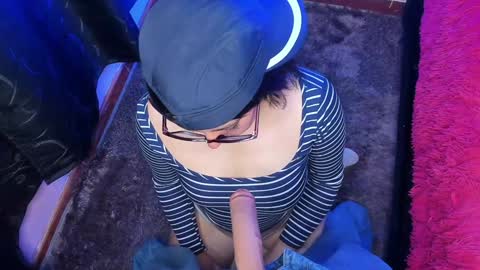 Snapshot of hanah_bakeer chatting on January 2025 02:14:02 PM Hanah Montana Independent model online show from January 2025 02:14:02 PM