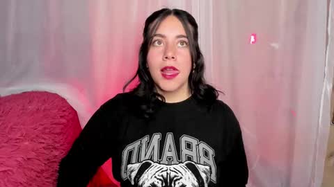 Snapshot of hanah_bakeer chatting on November 2025 02:40:02 PM Hanah Montana Independent model online show from November 2025 02:40:02 PM