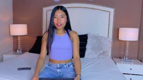 Snapshot of hanaluna chatting on April 2026 02:02:02 PM Hanna online show from April 2026 02:02:02 PM