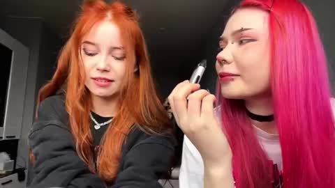 Snapshot of hananocha chatting on February 2026 08:30:02 AM Tori and Asuna online show from February 2026 08:30:02 AM