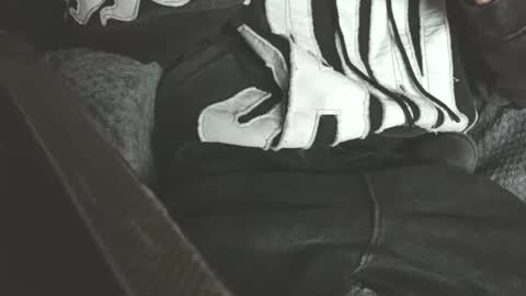 Snapshot of hands0nc chatting on February 2026 08:51:01 AM PHHands0nC online show from February 2026 08:51:01 AM