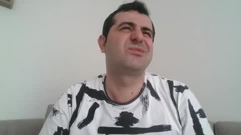 Handsome031 online show from November 2025 07:20:01 AM