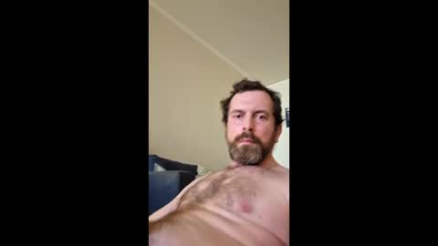 handsome37_ online show from April 2026 03:15:02 PM