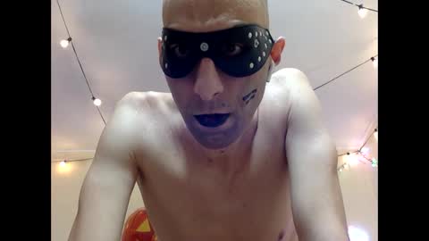 Snapshot of handsomealfie chatting on October 2025 10:11:01 PM HandsomeAlfie online show from October 2025 10:11:01 PM