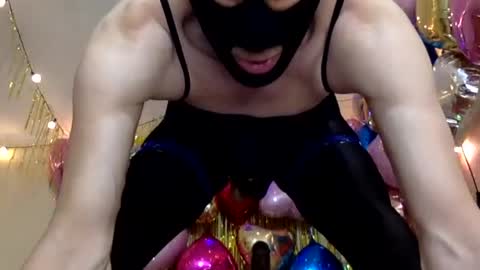 HandsomeAlfie online show from July 2026 10:25:01 PM