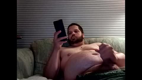 Snapshot of handsomedaddy198923 chatting on September 2025 09:47:01 AM handsomedaddy198923 online show from September 2025 09:47:01 AM