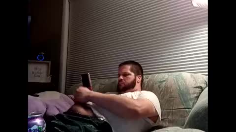 Snapshot of handsomedaddy198923 chatting on September 2025 07:13:02 AM handsomedaddy198923 online show from September 2025 07:13:02 AM