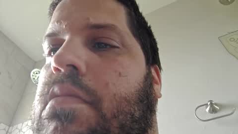 Snapshot of handsomedaddy198923 chatting on October 2025 07:26:01 PM handsomedaddy198923 online show from October 2025 07:26:01 PM