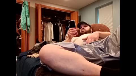 Snapshot of handsomedaddy198923 chatting on November 2025 08:41:02 PM handsomedaddy198923 online show from November 2025 08:41:02 PM