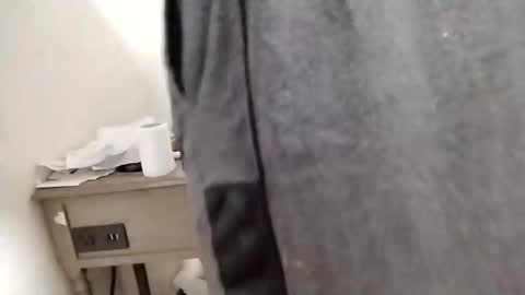 handsomeflow online show from January 2026 10:31:02 AM