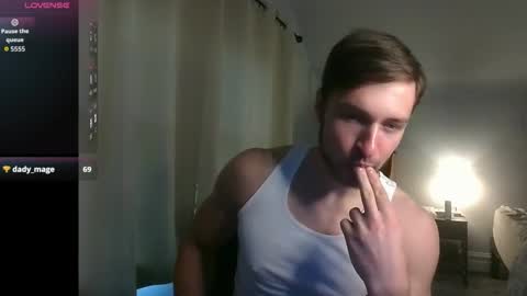 handsumhung online show from November 2025 08:07:02 PM