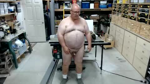 Snapshot of handyman_john1 chatting on June 2026 01:48:01 PM Handyman John online show from June 2026 01:48:01 PM
