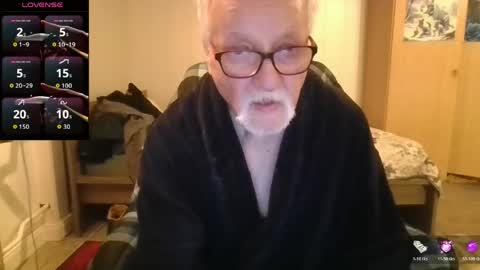 Snapshot of hanellothar631 chatting on April 2026 09:41:02 PM hanellothar631 online show from April 2026 09:41:02 PM