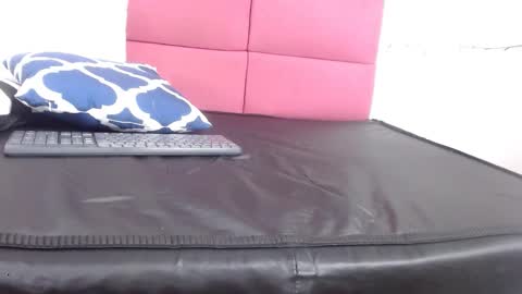 Hanna Palmer online show from January 2025 08:01:01 PM