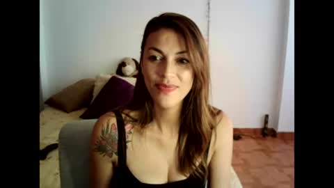 Snapshot of hanna_charming chatting on December 2024 04:38:01 PM Hanna charming online show from December 2024 04:38:01 PM