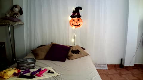 Snapshot of hanna_charming chatting on October 2025 06:38:02 PM Hanna charming online show from October 2025 06:38:02 PM