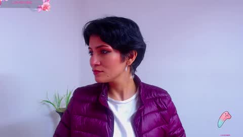 Sara online show from December 2024 08:37:02 PM