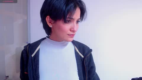 Sara online show from February 2025 08:03:01 PM