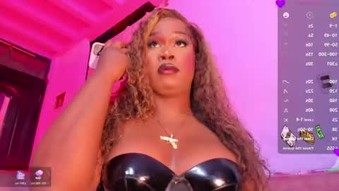 Snapshot of hanna_dollx chatting on July 2026 01:27:01 AM Danniela online show from July 2026 01:27:01 AM