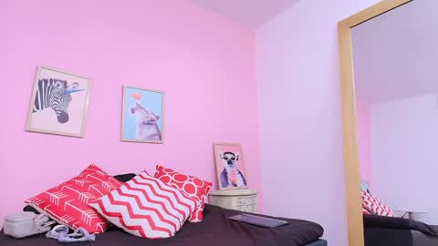  Hanna  online show from December 2024 09:00:01 AM