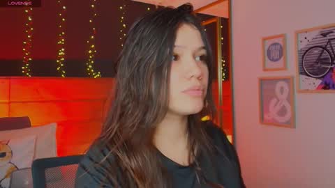 Hanna online show from November 2025 02:47:02 AM