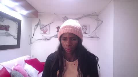 hanna_lamber online show from October 2025 12:17:01 PM