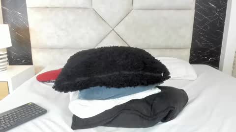 Hanna lens online show from March 2025 03:37:01 PM