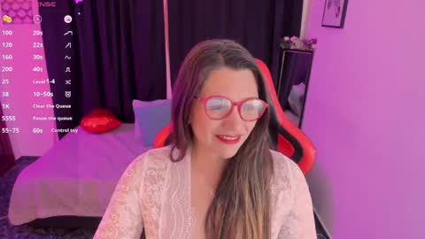 Snapshot of hanna_ma chatting on May 2026 01:30:01 PM hanna_ma online show from May 2026 01:30:01 PM