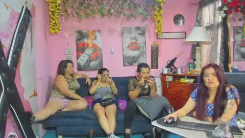 Snapshot of hanna_mature01 chatting on April 2026 12:29:02 PM Hanna online show from April 2026 12:29:02 PM