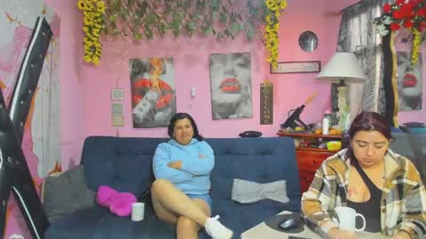 Snapshot of hanna_mature01 chatting on April 2026 12:03:01 PM Hanna online show from April 2026 12:03:01 PM