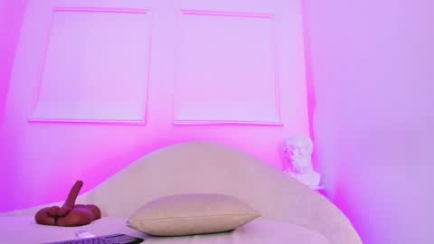 Hanna online show from January 2025 01:39:02 AM